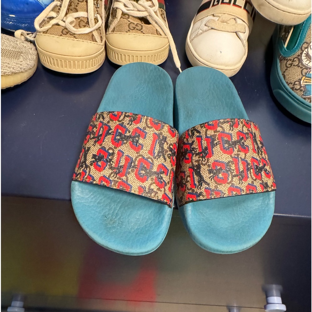 Gucci kids slides
